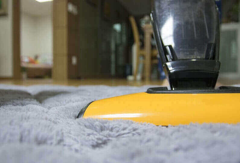 How to Use Vacuum Cleaner Step by Step